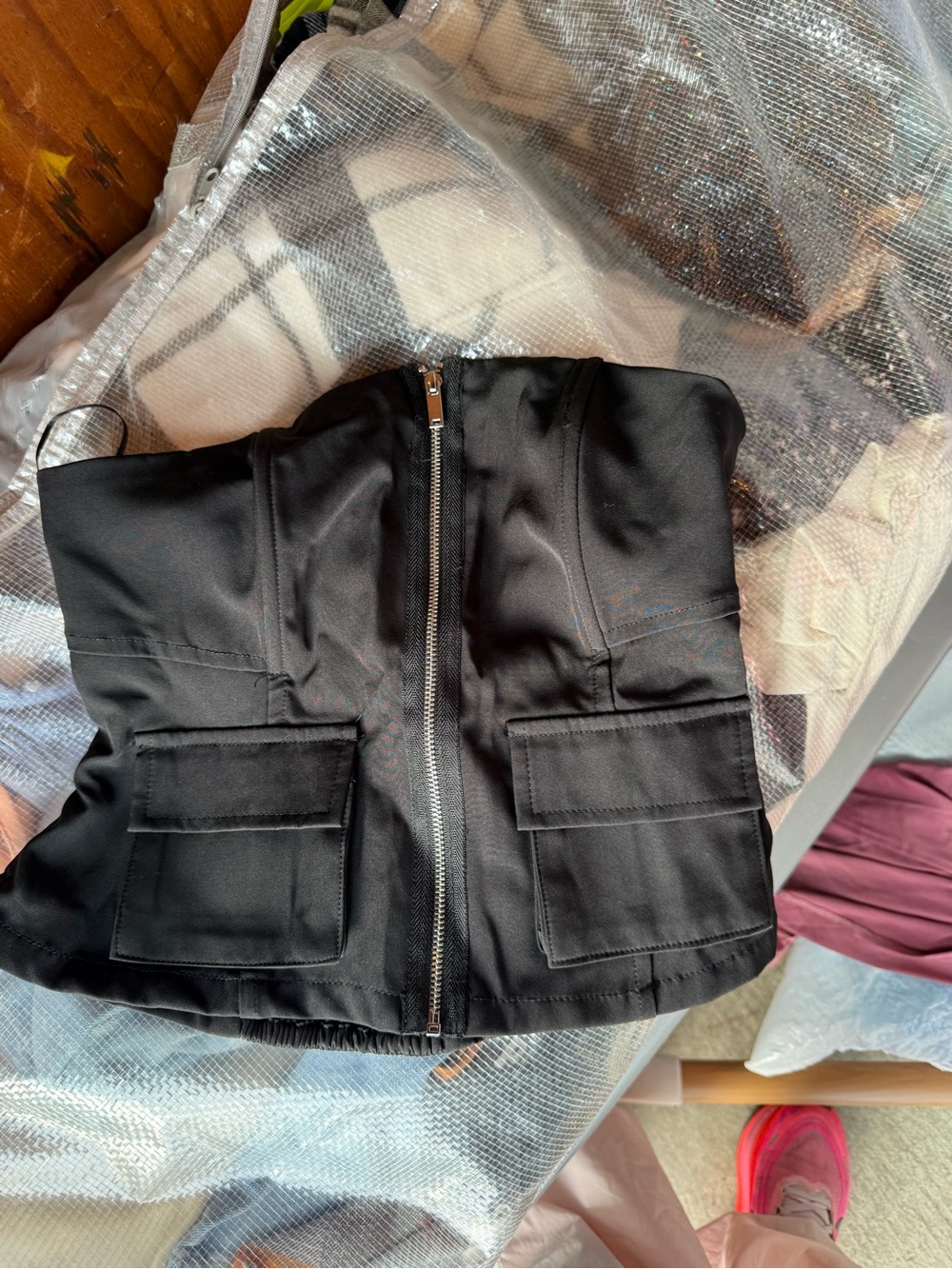 like an angel Black Strapless Zippered Crop Vest with Front Flap Pockets